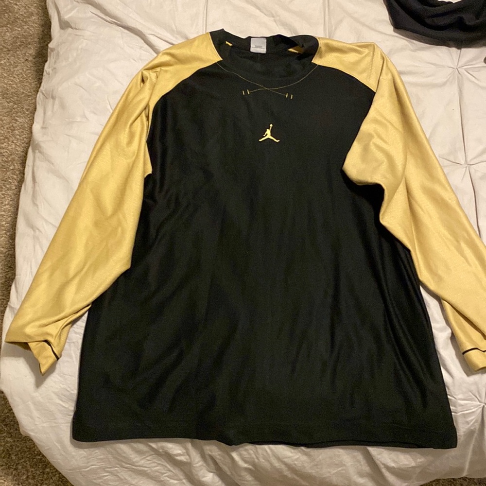 Jordan long sleeve shirt